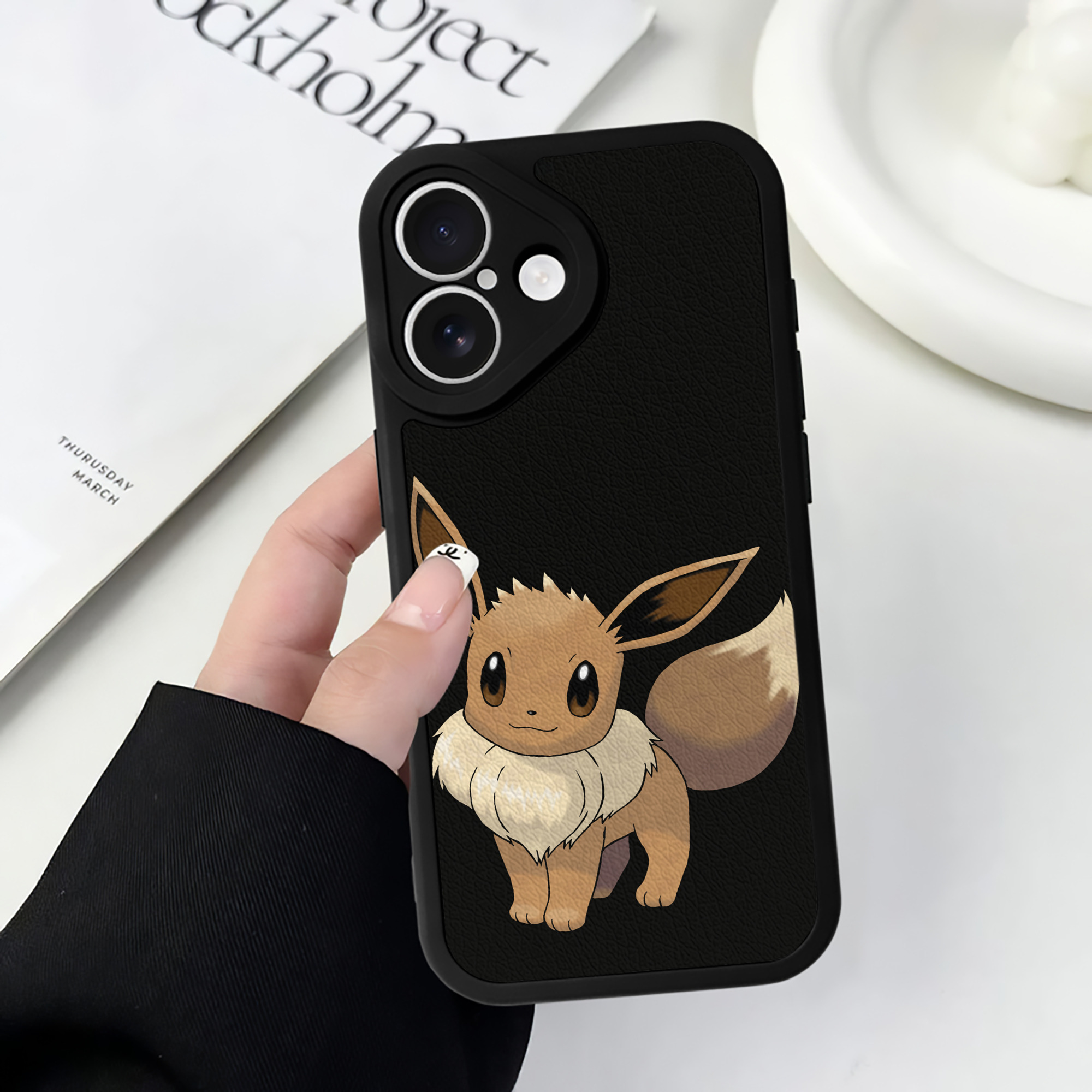 （画像用） ポケットモンスター Pokémon 【iPhone 16シリーズ対応】シリコンスマホケース（レザー調） 材質：シリコン